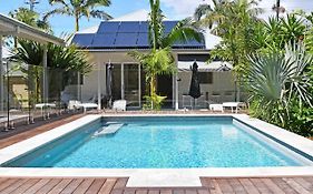 Byron Palms Guesthouse & Spa - Adults Only